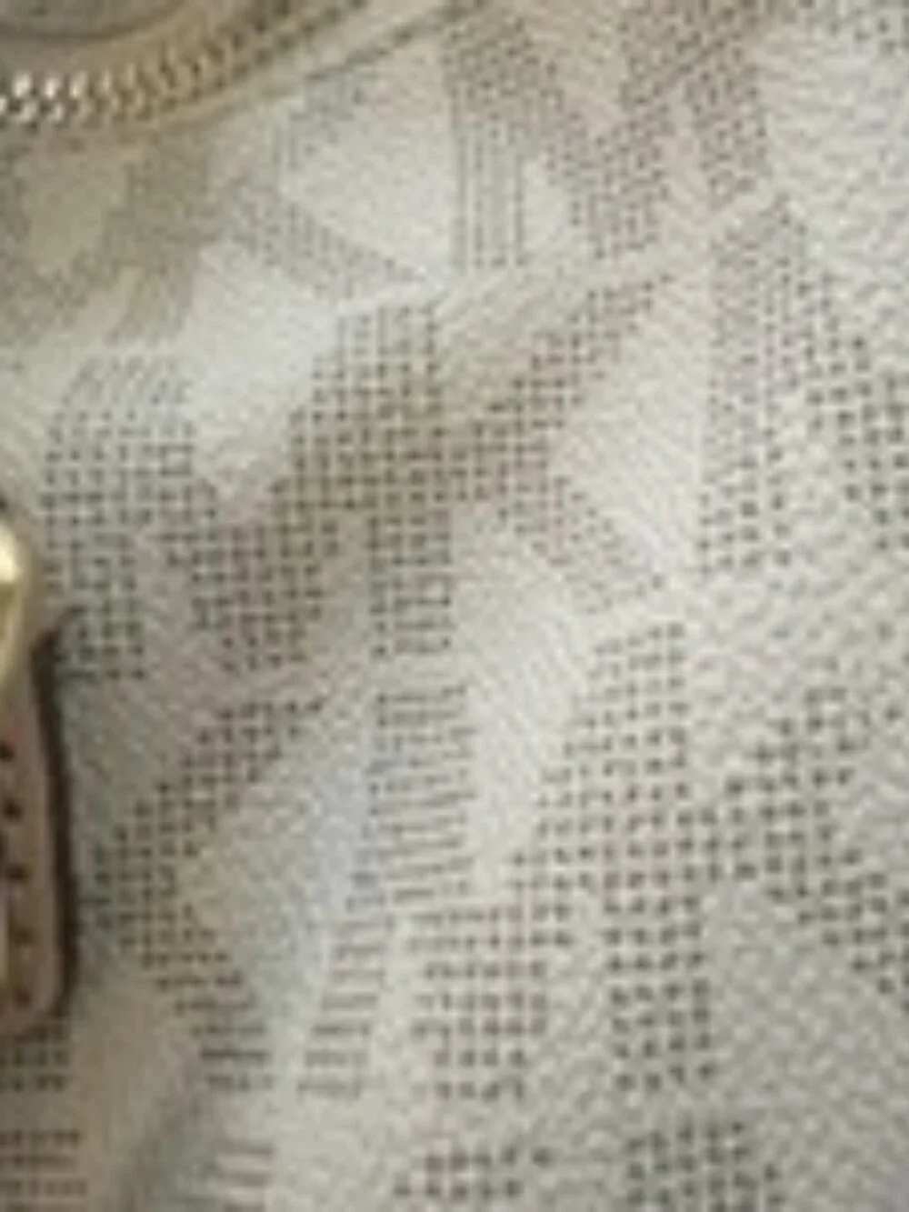 Michael Kors Grayson Medium Satchel – Vanilla